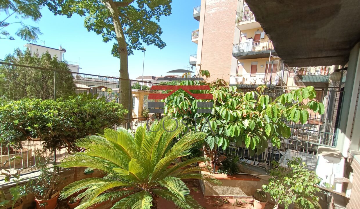 10f